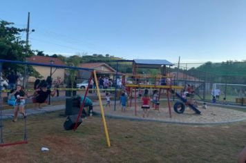Prefeitura de Tomazina inaugura mini parque na Vila São Vicente